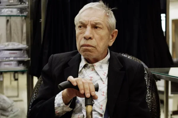 Единственный брак, 4 детей и трагедия: как сложились судьбы 7 знаменитых актёров с необычной внешностью