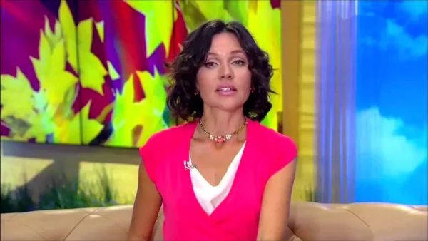 «Не мучай себя!»: как 48-летняя Анастасия Чернобровина поддерживает фигуру и почему решилась на роды лишь после 40