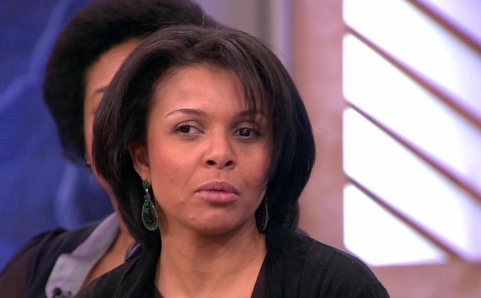 «Купленная» за 50 рублей дочь: как сложилась судьба Анастасии Кормышевой, которую Ирина Понаровская дважды возвращала в интернат