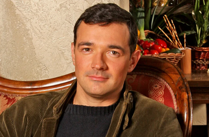 «Она Констанция, он Царевич Проша»: как выглядят тещи и тестя 40-летних звездных актеров