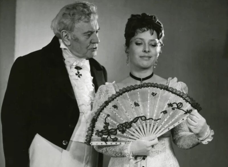 40 лет счастья, а потом безумие: как трагически оборвалась жизнь 80-летней звезды Малого театра Нелли Корниенко