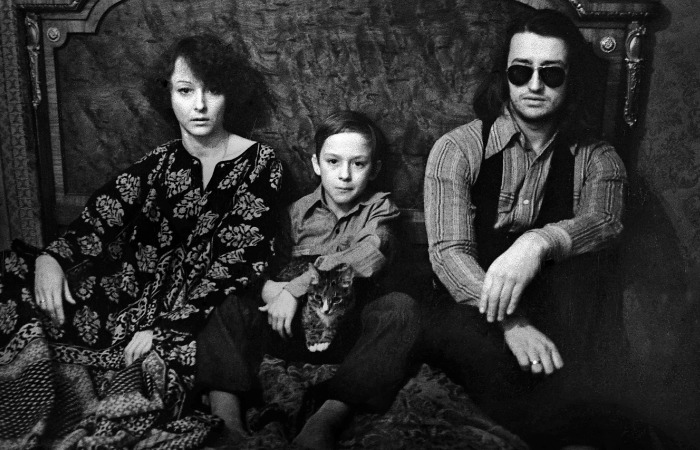 Александр Градский с Анастасией Вертинской и ее сыном.