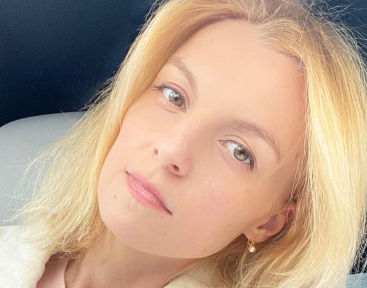 Расставание спустя 25 лет: как сложилась жизнь телеведущей Валентины Пимановой после развода с известным журналистом?