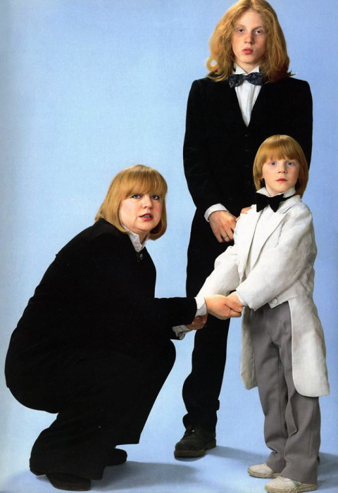 Светлана Крючкова с обоими сыновьями.