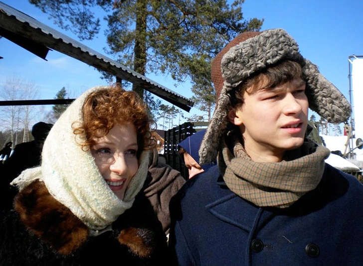 В сериале «У каждого своя война» Юра сыграл Роберта