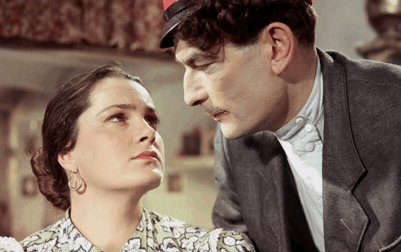 «Кухарочка из приличного дома»: как одна роль испортила карьеру 38-летней актрисы и почему режиссёр до сих пор не может забыть этот провал