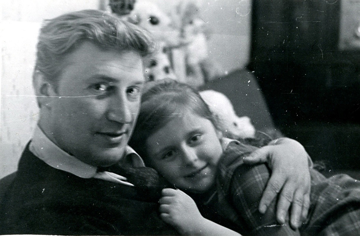 Виктор Борцов с дочерью от первого брака Ольгой.