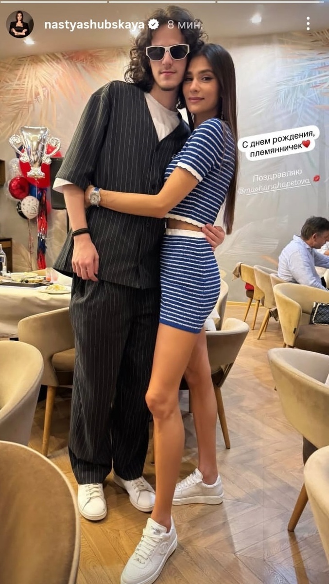 «Её уход стал настоящим шоком»: как сложилась судьба трёх дочерей Веры Глаголевой спустя 8 лет после трагедии