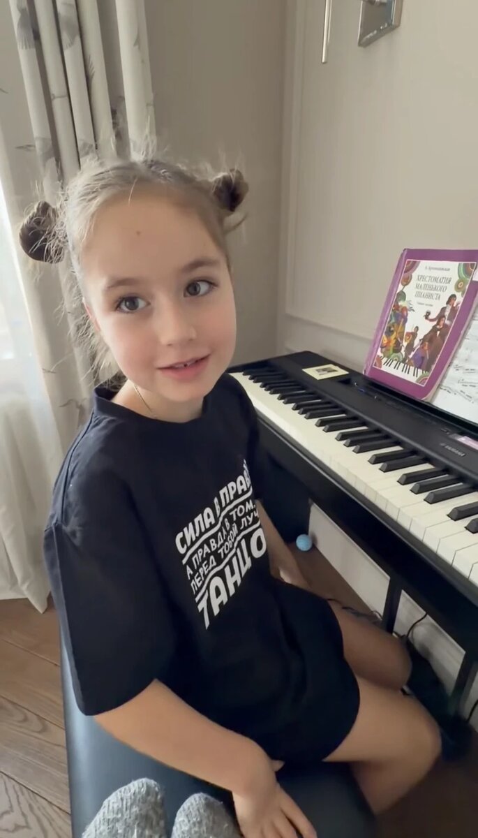 «Она в гневе страшная»: почему Полина Гагарина призналась, что может накричать на 8-летнюю дочь Мию?