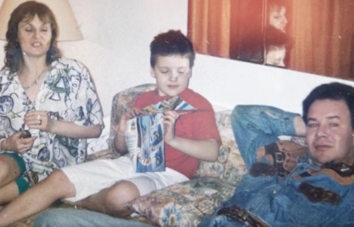 Михаил Муромов с Верой и сыном.