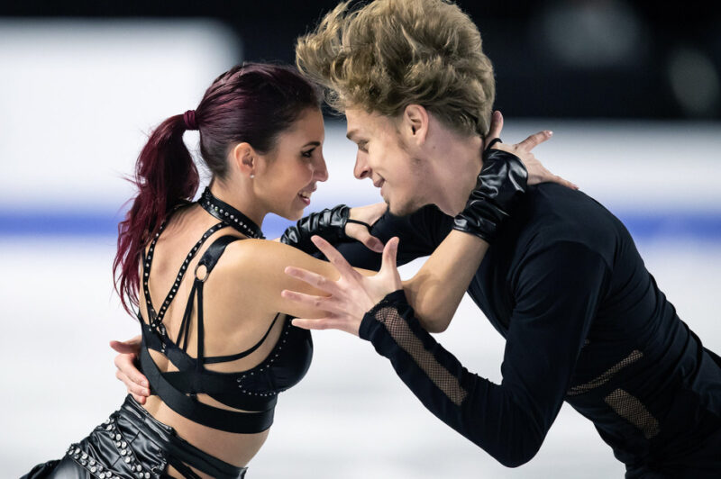 Диана Дэвис и Глеб Смолкин: партнёры на льду и в жизни.