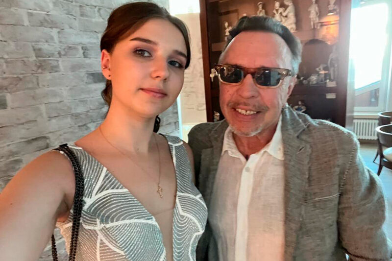 Дочь Анастасия Сукачёва, похожая на свою маму Ольгу.