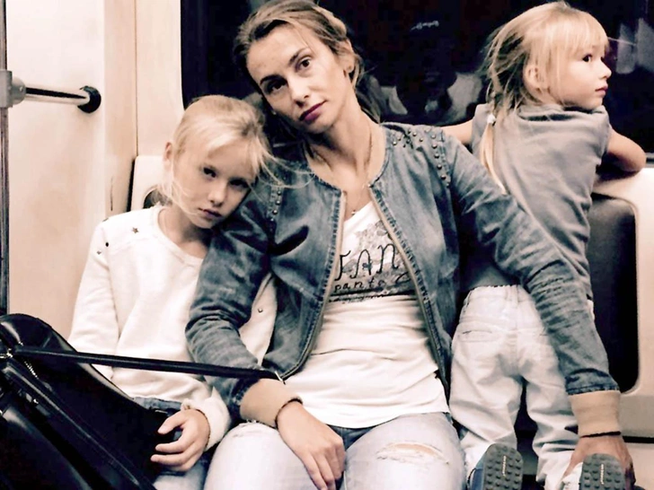 После 16 лет брака Лена взяла фамилию мужа