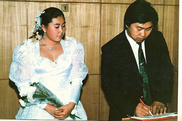 «Это про опыт, ошибки, слёзы и уроки»: как Анита Цой спустя 35 лет брака живёт с человеком, которого не любила