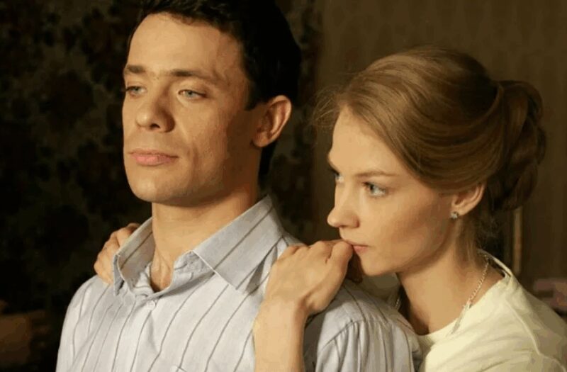 На съемочной площадке с партнершей по сериалу «Банды» Светланой Ходченковой.