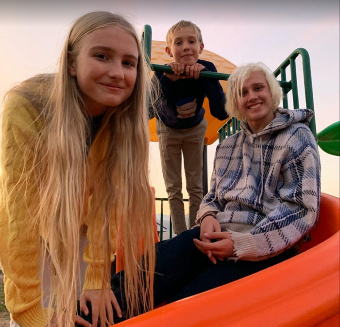 «Она стесняется лишнего внимания»: как выглядит 19-летняя дочь Натальи Водяновой, которая не хочет идти по стопам знаменитой матери