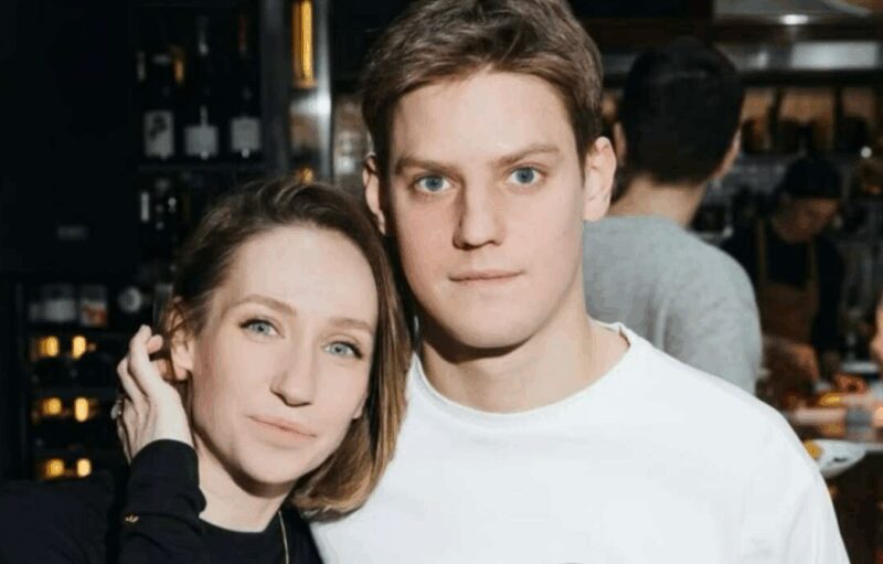 Ксения Ермоленко и Павел Табаков: пара, вызвавшая споры в сети.