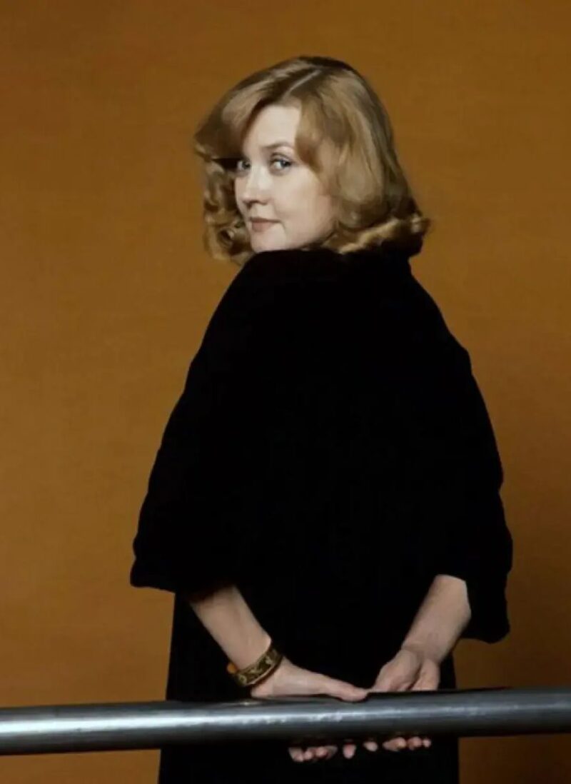 Вера Алентова.