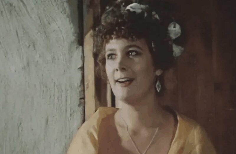 «Ей не суждено было быть актрисой»: как сложились судьбы героинь «Гардемаринов» спустя 38 лет