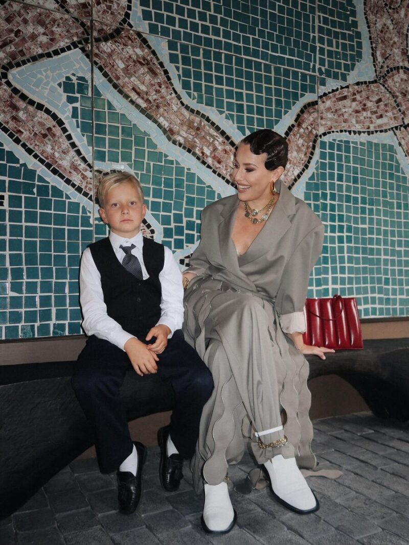 «Он копия Капкова»: почему публика не верит, что сын Ксении Собчак и Максима Виторгана — родной им?