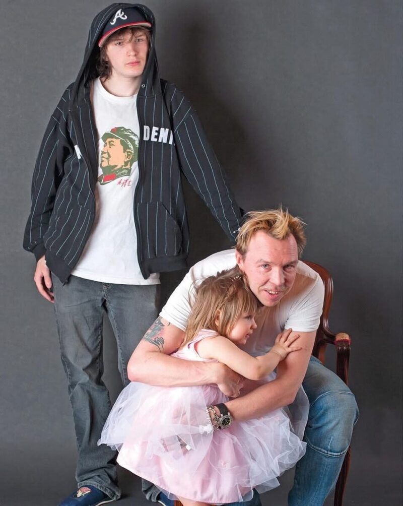 Гарик Сукачёв с детьми, Александром и Анастасией.