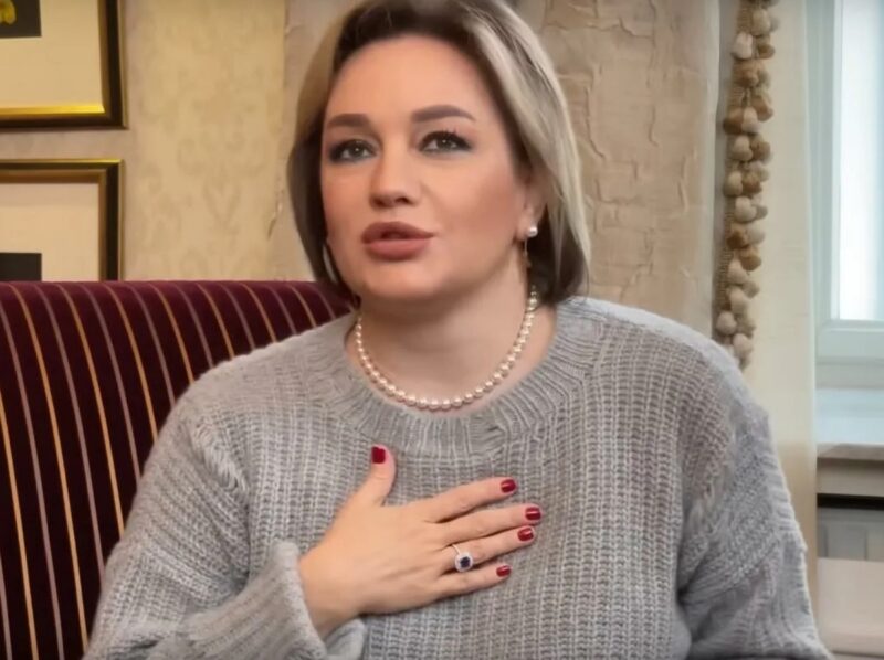 «Там не совсем долги»: как Буланова расплачивается за миллионные проблемы 33-летнего мужа и переживает инсульт в 51 год