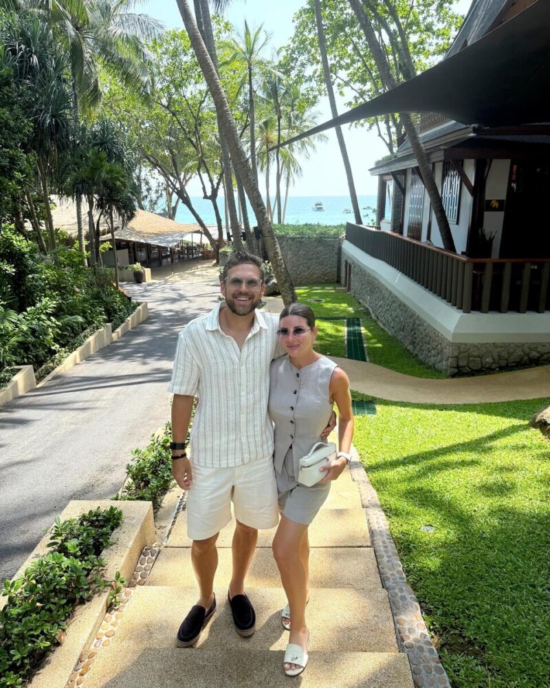 «Я боялась Максакову»: как внучка Валентина Юдашкина ужилась с непростой свекровью, но разорвала связь с Марией Максаковой*