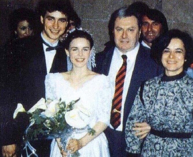 На свадьбе с родителями