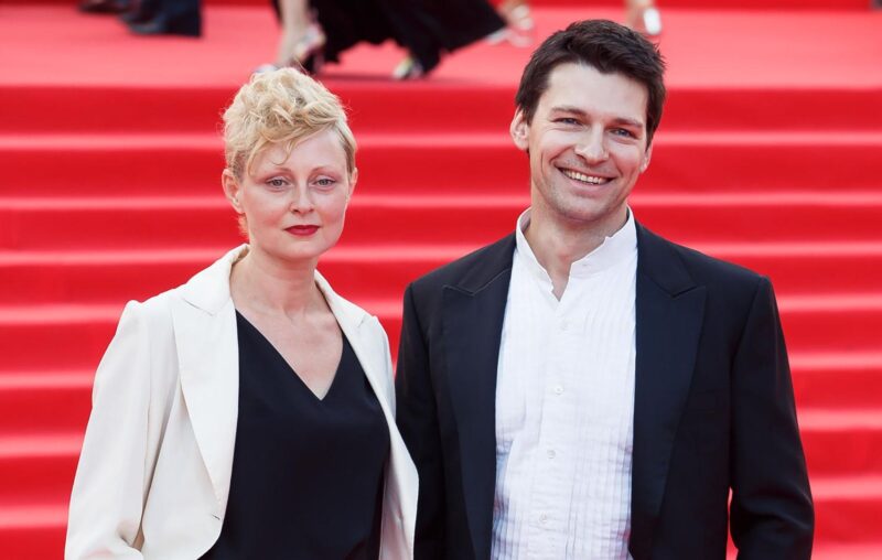 Даниил Страхов и Мария Леонова.