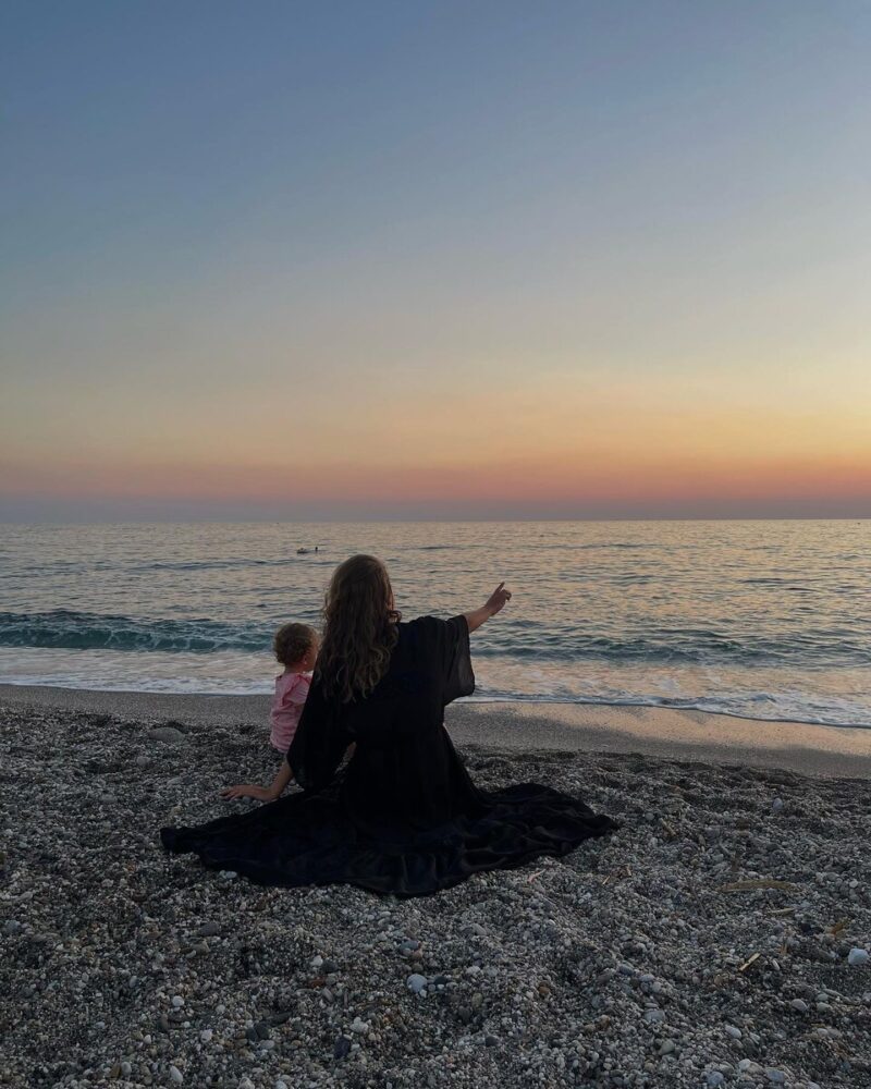 «Он сразу сказал, что я его жена»: как звезда «Иванушек» Кирилл Андреев нашёл любовь и стал дедушкой двух внучек