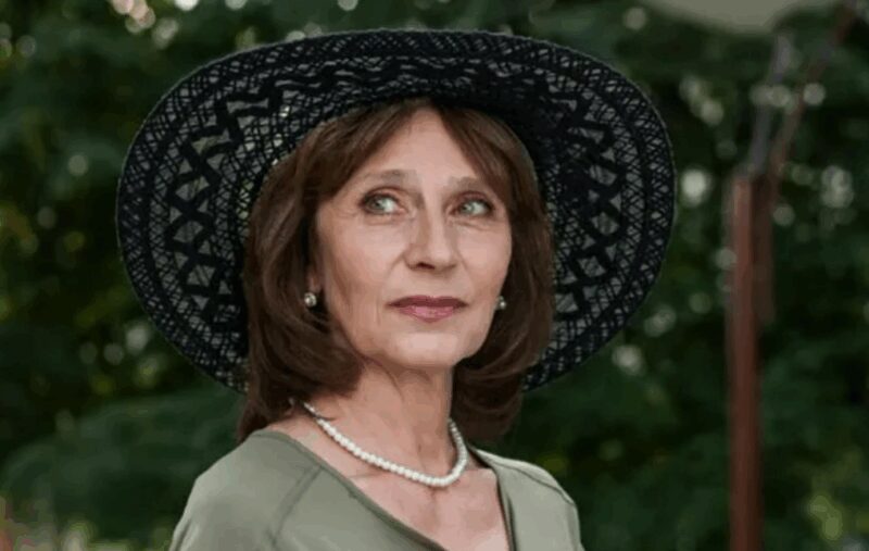 Елена Сафонова: размышления о сложностях любви и выбора.