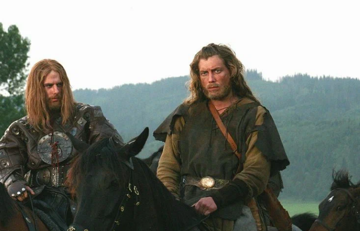 Александр Бухаров в роли Волкодава.