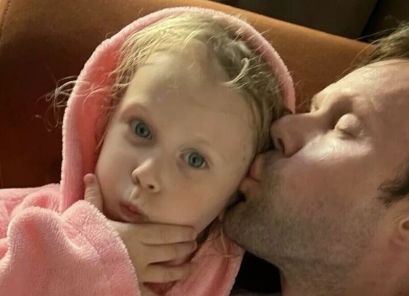 Даниил Воробьев с дочерью. Фото: ОК!