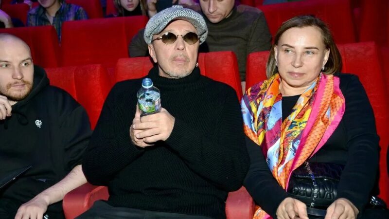 «Ей смело можно сбросить 15 лет»: как выглядит 64-летняя жена Гарика Сукачёва, которая выдержала 40 лет брака с рок-бунтарём