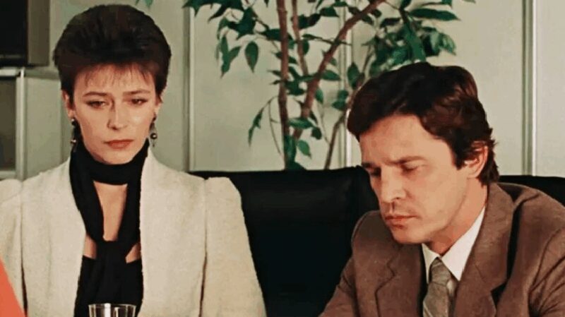 «Он кормил её обещаниями»: почему героиня фильма «Зимняя вишня» так и не вышла замуж за обеспеченного Герберта