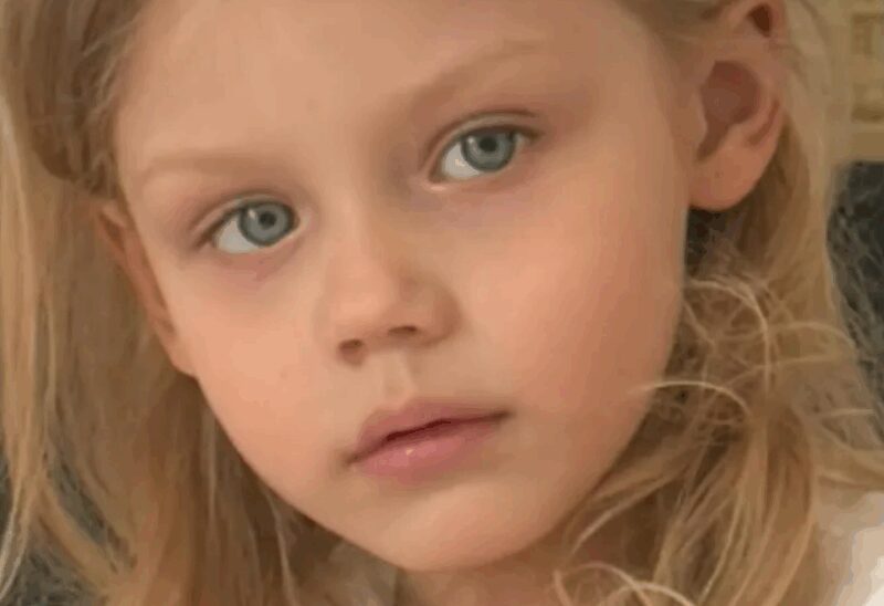 Мия, дочь Павла Табакова, которой в этом году исполнится 5 лет.