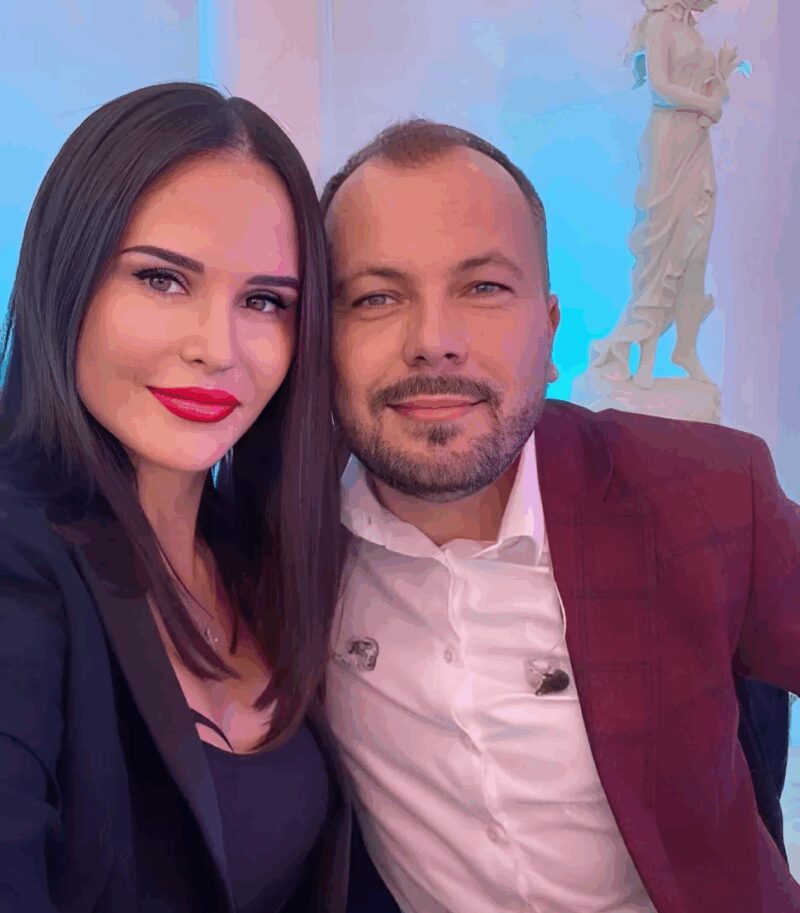 «Ради детей не позволил себе сломаться»: трагедия артиста Ярослава Сумишевского, потерявшего жену в 2021 году