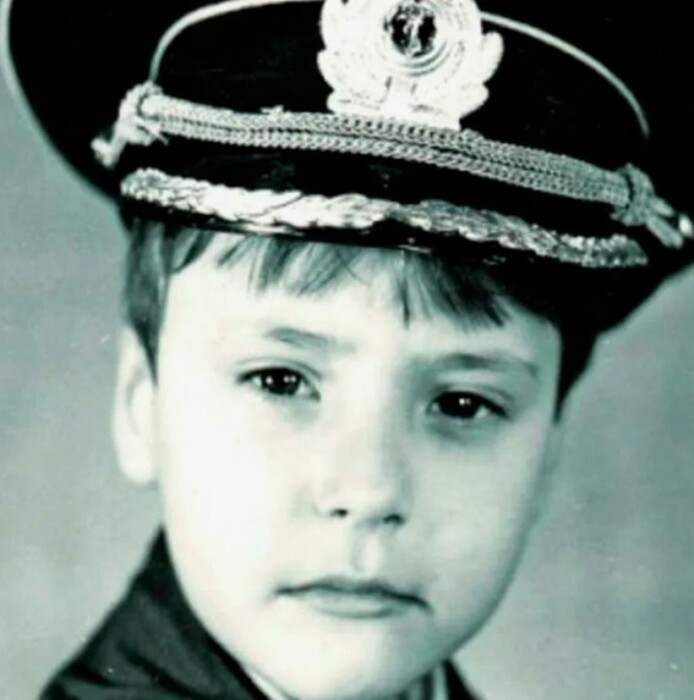 Настоящее имя Витаса - Виталий Грачев. 