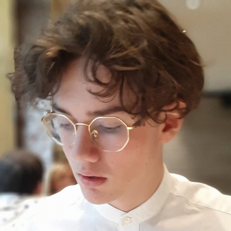 «Его мнение было единственным»: почему 13-летний брак Марии Голубкиной и Николая Фоменко рухнул, а дети уехали в Берлин