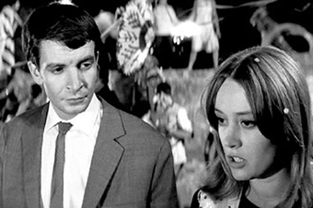 «Он не мой сын, но я его папа!»: почему звезда «Сватов» Николай Добрынин принял чужого ребёнка, а тот отвернулся от родного отца?