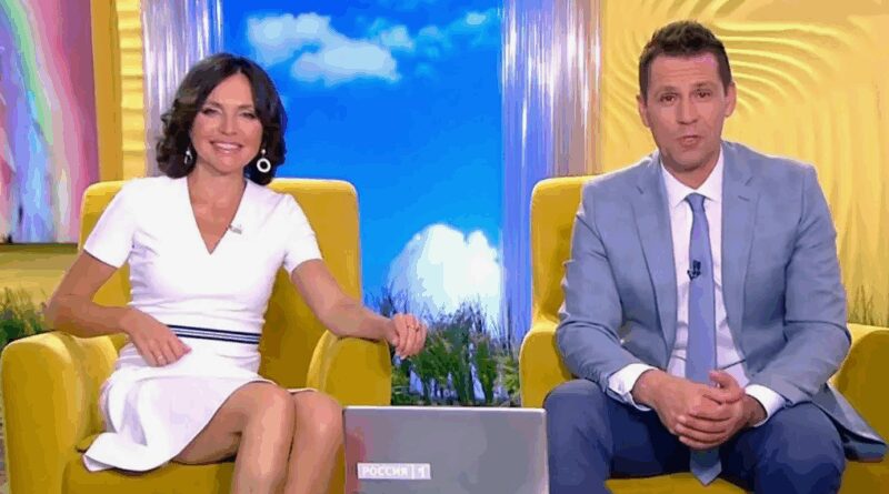 «Не мучай себя!»: как 48-летняя Анастасия Чернобровина поддерживает фигуру и почему решилась на роды лишь после 40