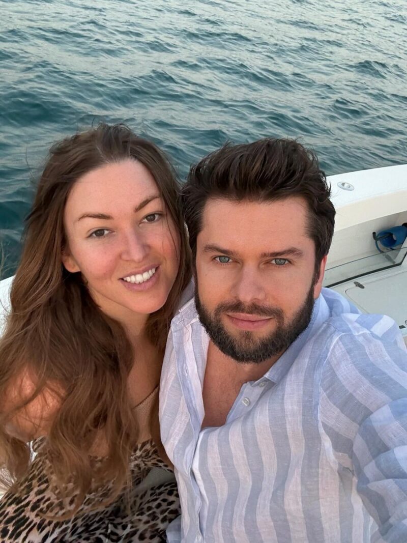 «Не смогла подстроиться»: почему 42-летняя Ирина Дубцова ушла от Романа Черницына, с которым её связывает 19-летний сын