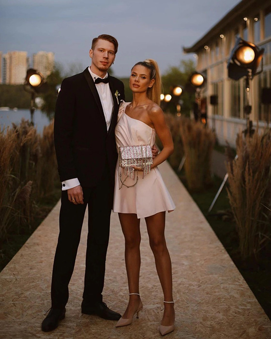 Никита не смог обеспечить Алёне тот роскошный уровень жизни, к которому она привыкла.