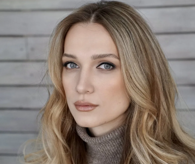 «Обошла маму по популярности»: как выглядит 16-летняя дочь Юлии Пересильд и других звездных родителей