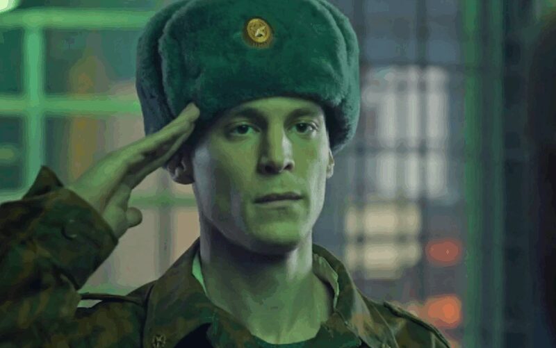 «Всего 145 миллионов»: как ограбление инкассаторов и золотые «Жигули» изменили судьбы героев в сериалах о лихих 90-х