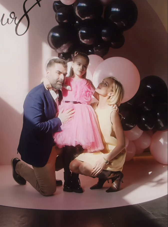 «Она в гневе страшная»: почему Полина Гагарина призналась, что может накричать на 8-летнюю дочь Мию?