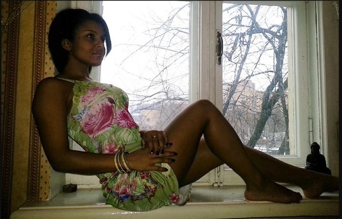 «Купленная» за 50 рублей дочь: как сложилась судьба Анастасии Кормышевой, которую Ирина Понаровская дважды возвращала в интернат