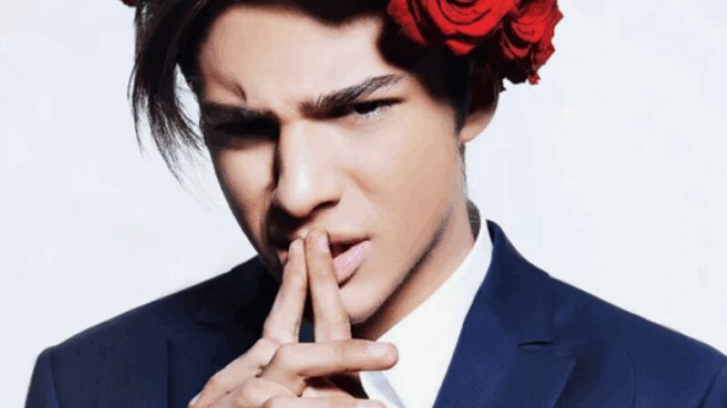 Рома Желудь после трагической потери матери, которая стала причиной его срыва и возвращения к зависимости.