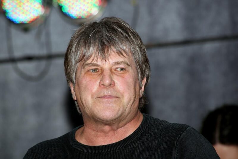 «Он не святой!»: 71-летний Алексей Глызин пережил драму с внебрачной дочерью и анорексией