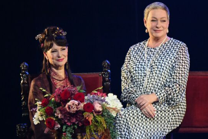 «Мы с ней одно целое»: как сложились судьбы актрис, которые дружат 30 лет и прошли через первые браки и рождение детей